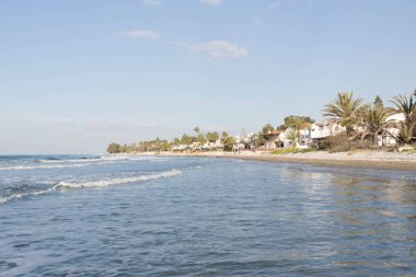 Kıbrıs 'ın kıyı bölgesinin inanılmaz manzarası. Perivolia Sahili.