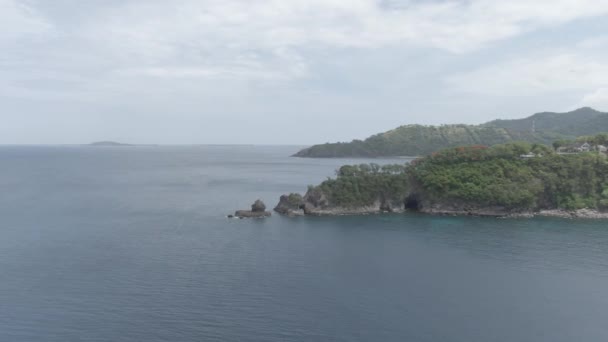 Schöne Luftaufnahmen Von Malimbu Hill Einem Bewölkten Tag Lombok West — Stockvideo