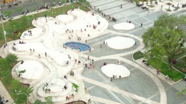 Aerial Footage Crowds Public Parks Swimming Pools Skate Parks Sumedang — Stok Video