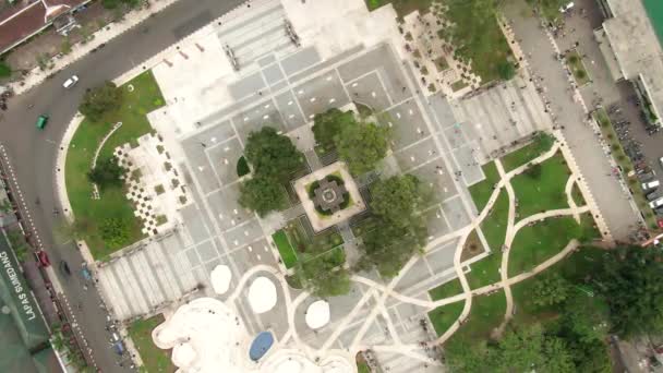 Aerial Footage Lingga Monument Crowds Sumedang Square West Java Indonesia — Stok Video