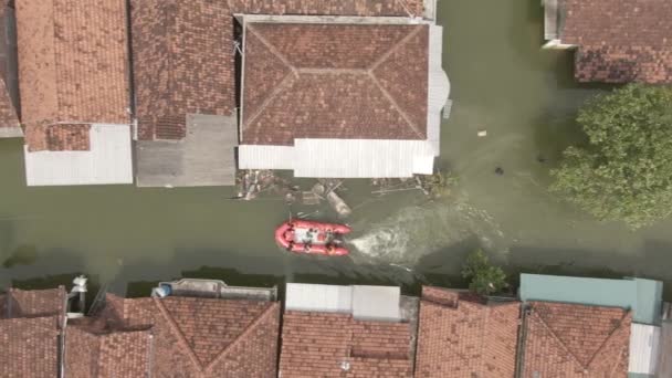 Drone Vidéo Aérienne Des Maisons Des Résidents Inondées Demak Java — Video