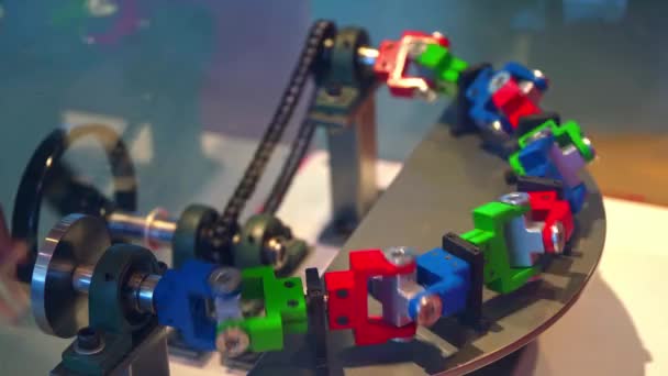 Tudományos Technológiai Múzeumban Bemutatott Hagyományos Mechanikai Eszközök Különböző Modelljei — Stock videók
