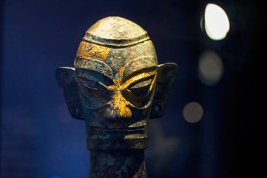 Antik Çin 'in Bashu ve Sichuan bölgelerinden zarif bronz eserler