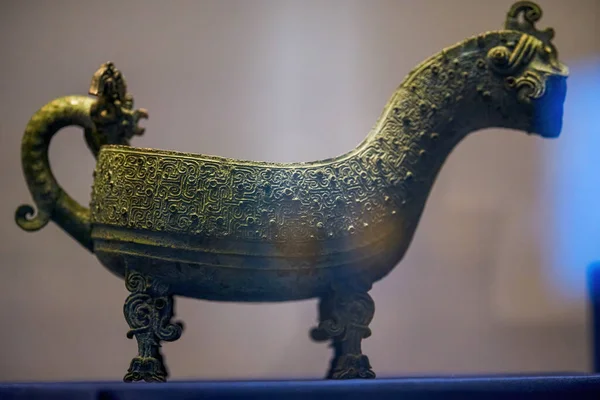 古代中国のバシュと四川省からの絶妙なブロンズの遺物 — ストック写真
