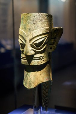 Antik Çin Bashu ve Sichuan Kültürü Sanxingdui 'nin Bronz Maske Kalıntıları