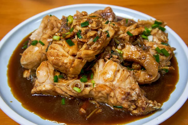 一道美味的中国菜 烤鱼片 — 图库照片