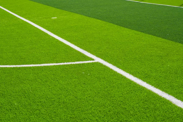 Yepyeni bir futbol stadyumunun gol ve touchline 'ına yakın çekim