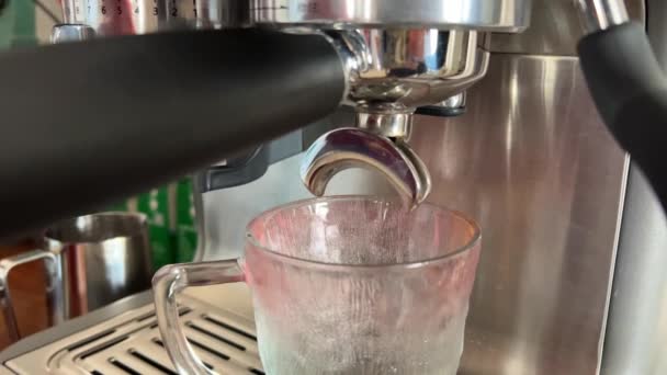 Fully Automatic Espresso Machine Making Coffee — Stock Video
