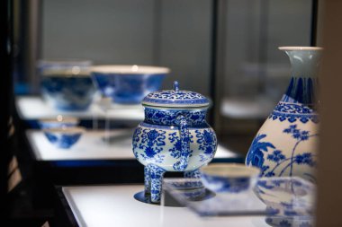 İyi ve geleneksel Çin porselenlerine yakın çekim