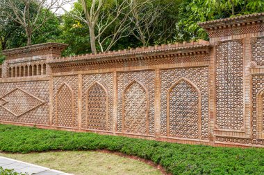 Xinjiang 'da Etnik Tarzlı Konut Binaları