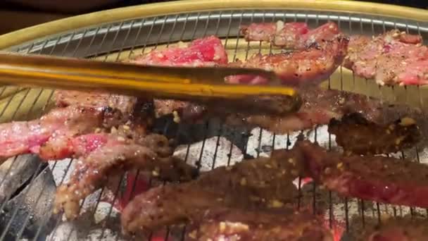 Dining Korean Barbecue Restaurant Grilling Meat Charcoal Stove — Stock Video