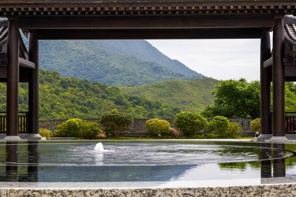 Fuente Suministro Agua Jardín Budista Japonés Monasterio Tsz Shan Hong — Foto de Stock