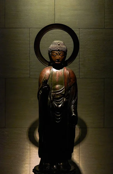 様々な国からの仏像や香港のタシュシャン修道院が収集した時代 — ストック写真