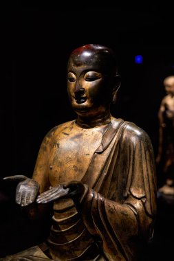 Çeşitli ülkelerden Budist Buda heykelleri ve Hong Kong 'daki Tsz Shan Manastırı tarafından toplanan dönemler.