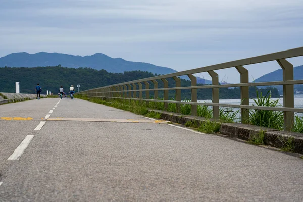 Hong Kong 'daki Plover Koyu Barajı' nın yolu ve tarzı.