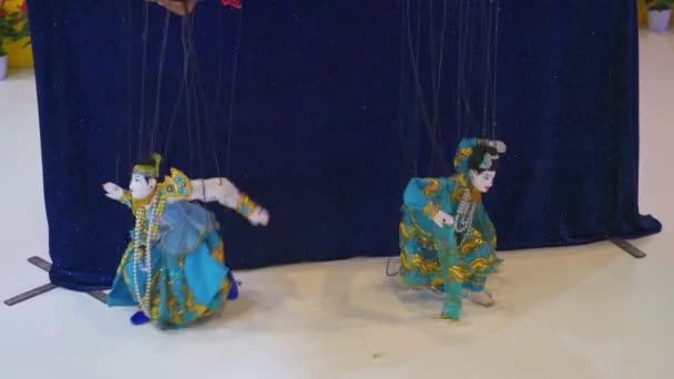 Espectáculo Tradicional Marionetas Hilo Del Sudeste Asiático — Vídeo de stock