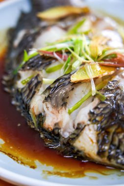 Nefis bir tilapia yemeği.