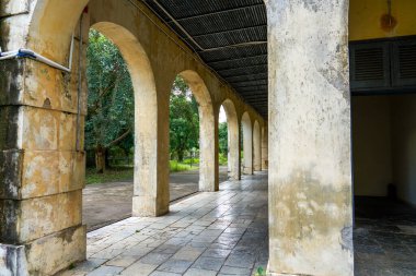 Longzhou, Longzhou, Guangxi, Çin 'deki Fransız Konsolosluğunun tarihi binası.