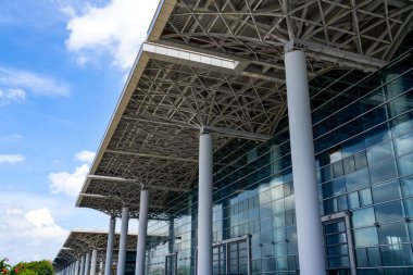 Nanning Kongre ve Sergi Merkezi 'ndeki modern büyük bina, Guangxi, Çin