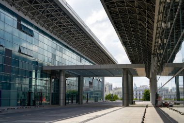 Nanning Kongre ve Sergi Merkezi 'ndeki modern büyük bina, Guangxi, Çin