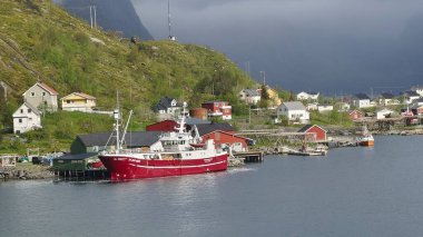 Kuzey Norveç Lofoten Adaları. Bu adaların tipik manzarası.