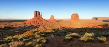 Arizona, ABD 'deki Monument Valley Rock Kuleleri.