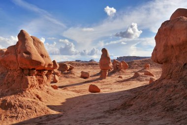 Goblin Vadisi, Utah, ABD 'de ulusal bir parkta soyut kaya oluşumları. Güzel doğa.