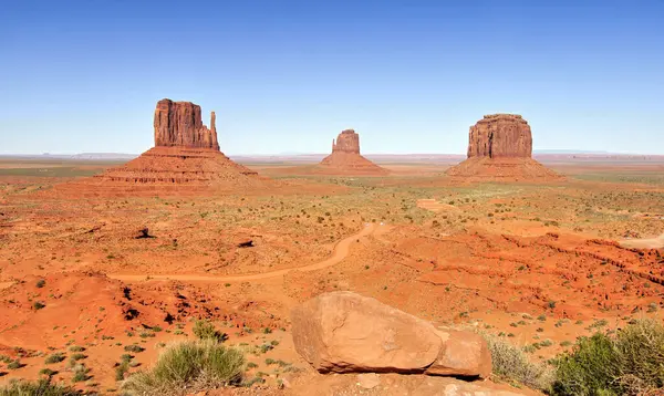 Arizona, ABD 'deki Monument Valley Rock Kuleleri.