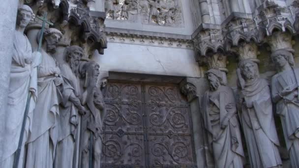 Sculptures Holy Apostles Main Entrance Cathedral Finbarr Irish City Cork — Stockvideo