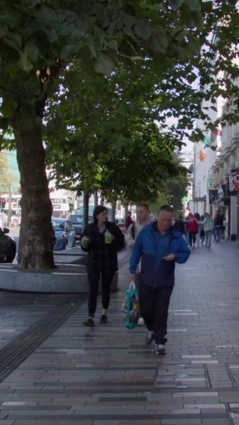 Cork Ireland September 2022 Citizens Cork Walking Streets City Autumn — Stock Video