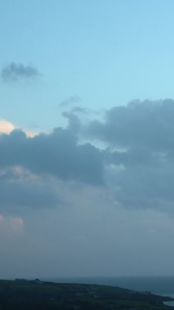 Rlanda Nın Bulutlu Sabahının Dramatik Bir Zaman Çizelgesi Sahil Şeridi — Stok video