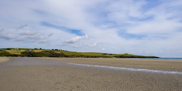 여름날 아일랜드 해변이었습니다 아일랜드의 — 스톡 사진