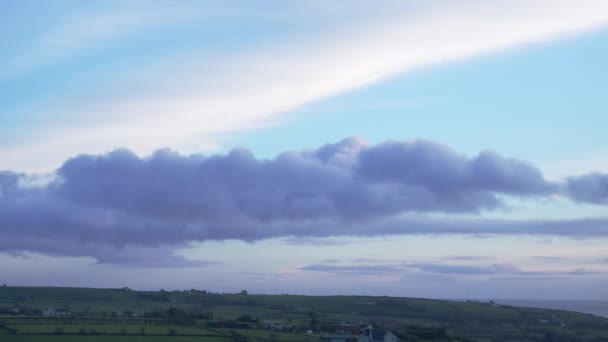 Εκπληκτική Θέα Της Ιρλανδικής Υπαίθρου Καταγράφηκαν Ένα Βίντεο Timelapse Σύννεφα — Αρχείο Βίντεο