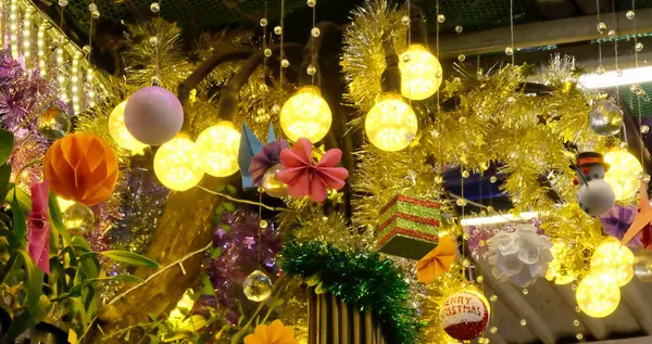 Świąteczne Lampiony Zabawki Świąteczne Dekoracje — Zdjęcie stockowe