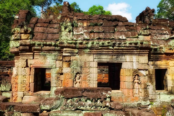 Starověký Zázrak Fragment Zdi Zdobené Khmerskými Basreliéfy Stavebních Kamenů — Stock fotografie
