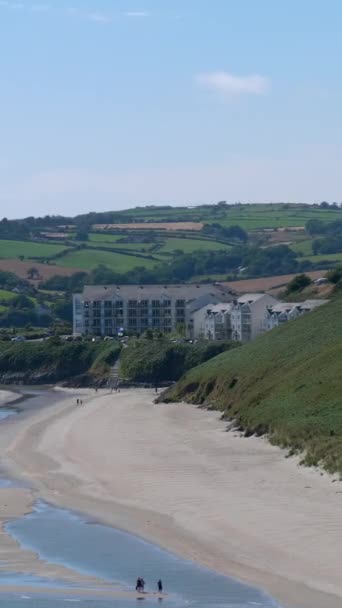 Піщаний Пляж Inchydoney Графстві Корк Ірландія Сонячний День Пропонує Захоплюючий — стокове відео