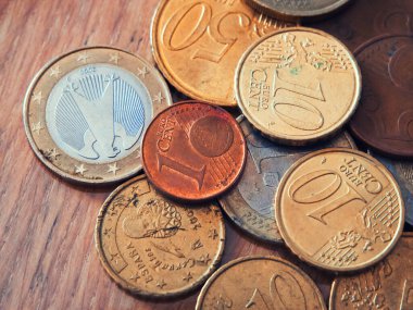 Yatırım ve Tasarruf. Euro sent tahsilatı, tasarruf ve yatırımı gösteriyor. Tasarruf hesapları ve yatırım hizmetleri için kullanım.