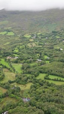 Doğanın sanatının nefes kesici bir hava manzarası ile sergilendiği büyüleyici bir vadinin kalbine yolculuk..