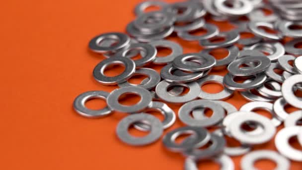Grupp Industriella Metallbrickor Levande Orange Färg Bakgrund Stål Galvaniserade Distanser — Stockvideo