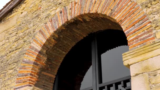 Antigua Puerta Del Arco Entrada Antigua Iglesia Histórica — Vídeo de stock