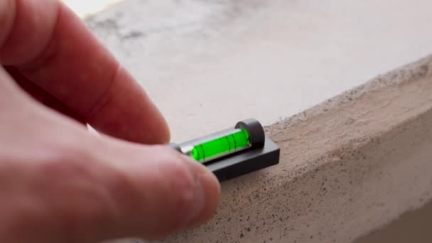 Mini Tool Spirit Level Concrete Material — Stock Video