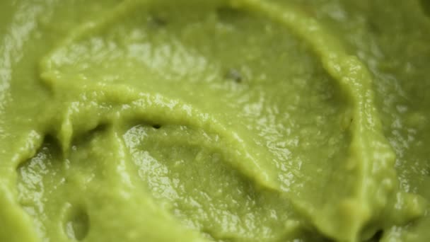 Frische Avocadocreme Guacamole Paste Aus Pürierten Grünen Früchten Gesunde Ernährung — Stockvideo