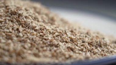 Silymarin takviyesi. Yer sütü devedikeni tohumları. Karaciğer sağlığı için bitkisel tozda alternatif süper yiyecekler. Silybum Marianum. Döndürme