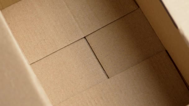 Karton Kutuyu Boş Kağıt Kutuları Kapatılıyor Üst Manzara Döndürme — Stok video