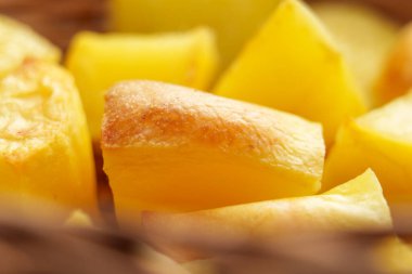 Çıtır çıtır patates kızartması. Lezzetli meze hazır. Makro