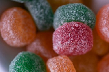 Farklı tatlarda şeker jelibonları