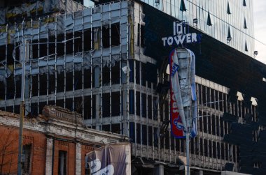 Ukrayna 'da savaş. Rus füze saldırısının sonuçları. Şehir merkezinde yıkım ve hasar. Kyiv, Ukrayna, Ekim 2022