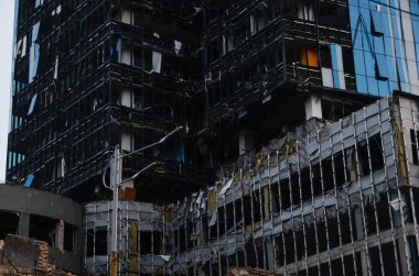 Ukrayna 'da savaş. Rus füze saldırısının sonuçları. Şehir merkezinde yıkım ve hasar. Kyiv, Ukrayna, Ekim 2022