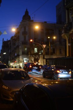 Şehir gece ışıklarının bulanık arkaplanı