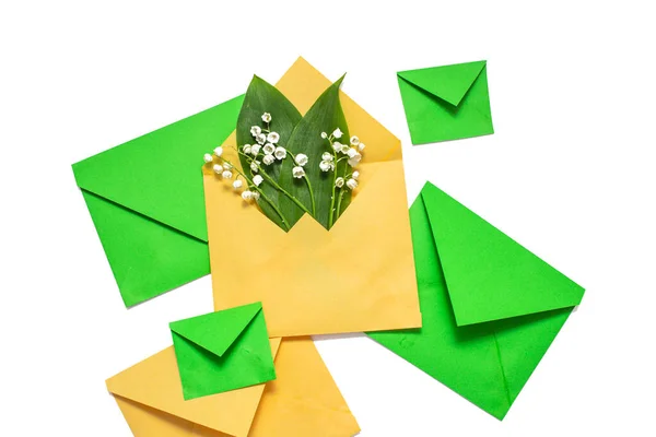 Groene Envelop Een Transparante Achtergrond Envelop Met Een Stickeren Envelop — Stockfoto